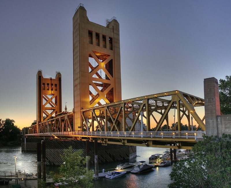 Tower Bridge in Sacramento at dusk